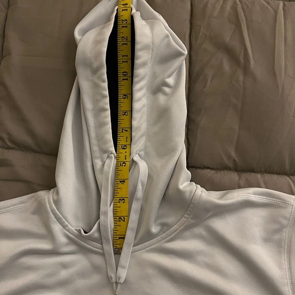 TapOut Hooded sweatshirt - Picture 8 of 12